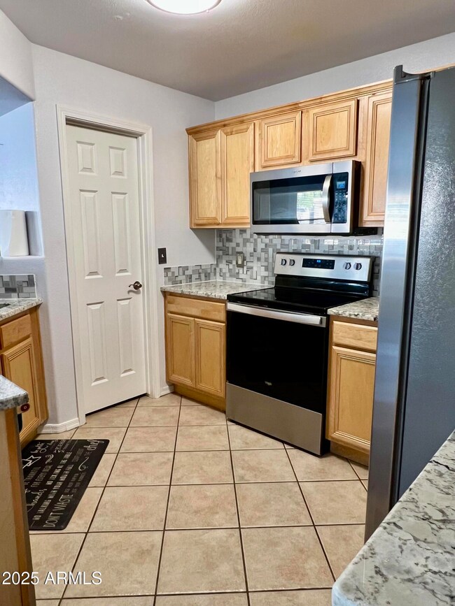 17017 N 12th St unit 1081, Phoenix, AZ 85022 - photo 7