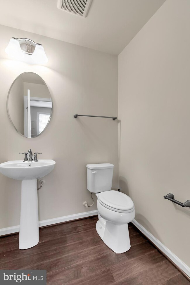 1712 Lantern Mews, Baltimore, MD 21205 - photo 4