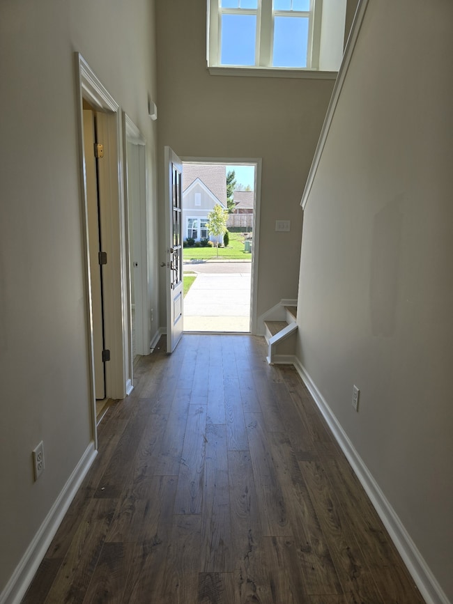 5143 Pace Park Cir, Columbia, TN 38401 - photo 2