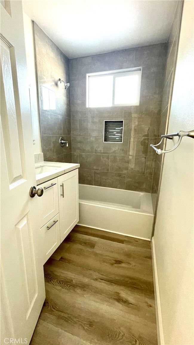 8709 Lyndora St unit C, Downey, CA 90242 - photo 6