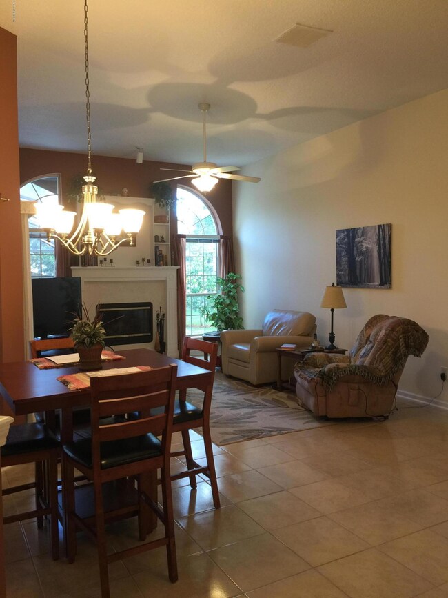 Kitchen Eating Space