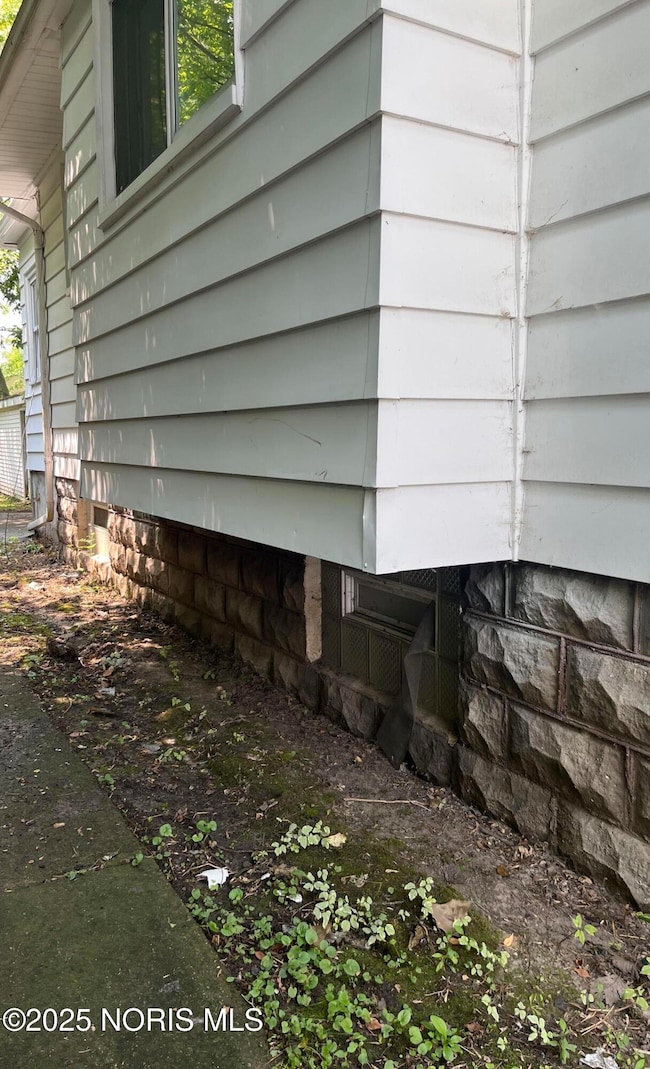 1815 Berdan Ave, Toledo, OH 43613 - photo 6