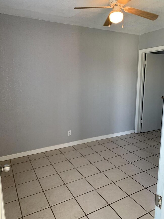 4022 Taylor Ave unit 7, El Paso, TX 79930 - photo 4