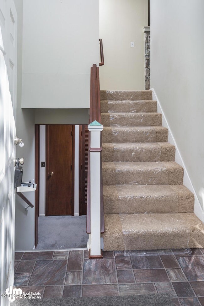 Front Entry_DMD_1521-SMALL