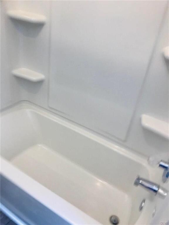 691 W Franklin St unit 697, Slatington, PA 18080 - photo 7