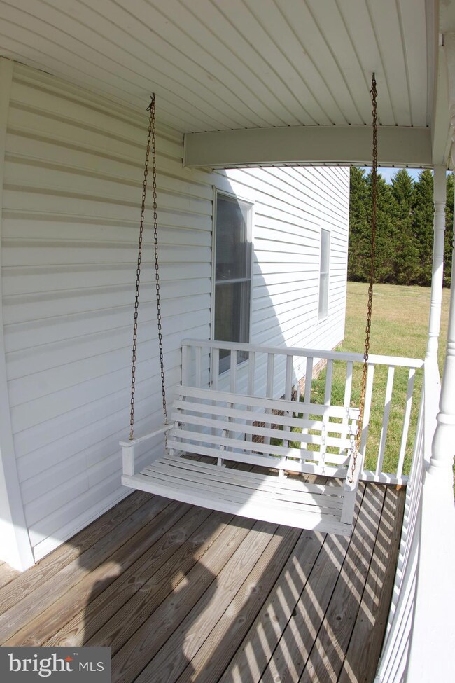 41389 Richneck Ct, Mechanicsville, MD 20659 - photo 4