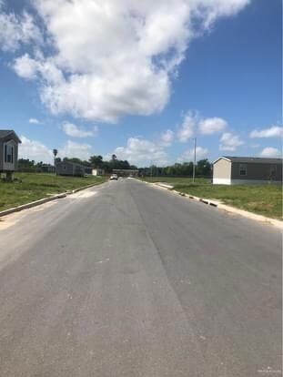 89 W Mimosa Dr, Weslaco, TX 78596 - photo 3