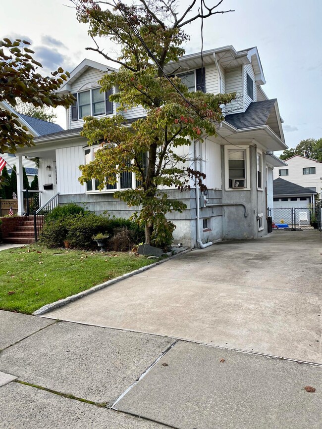 71 Margaret St, Staten Island, NY 10308 - photo 4