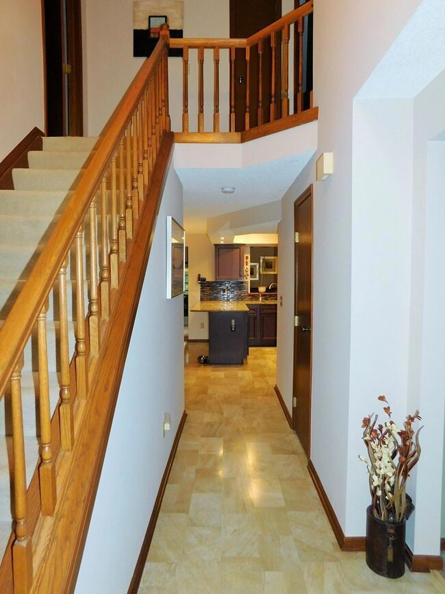 5 Entry Way