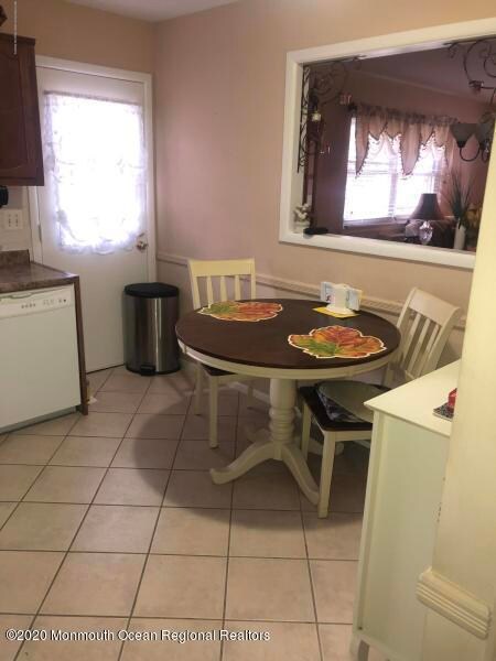 17b Kitchen 2