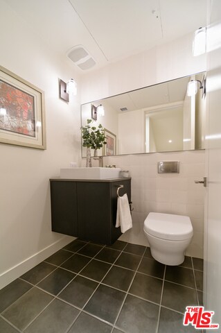 Photos may not reflect exact unit as model photogr