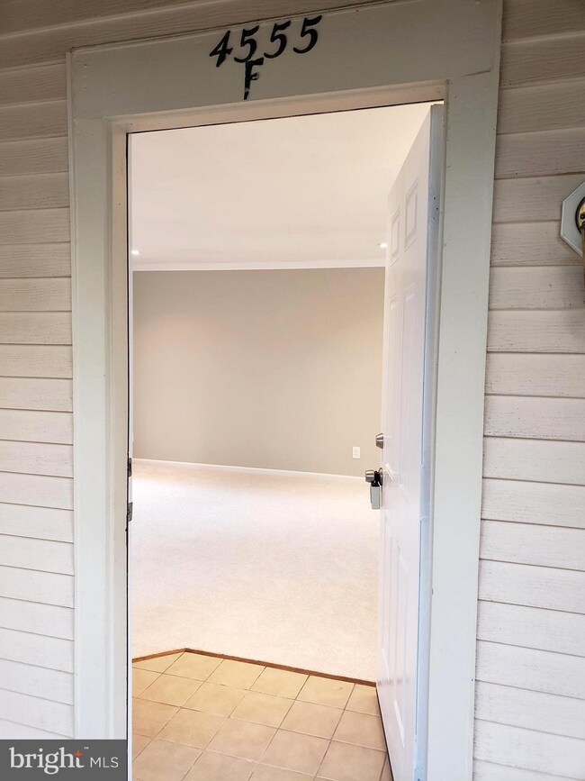 4555 Interlachen Ct unit F, Alexandria, VA 22312 - photo 5
