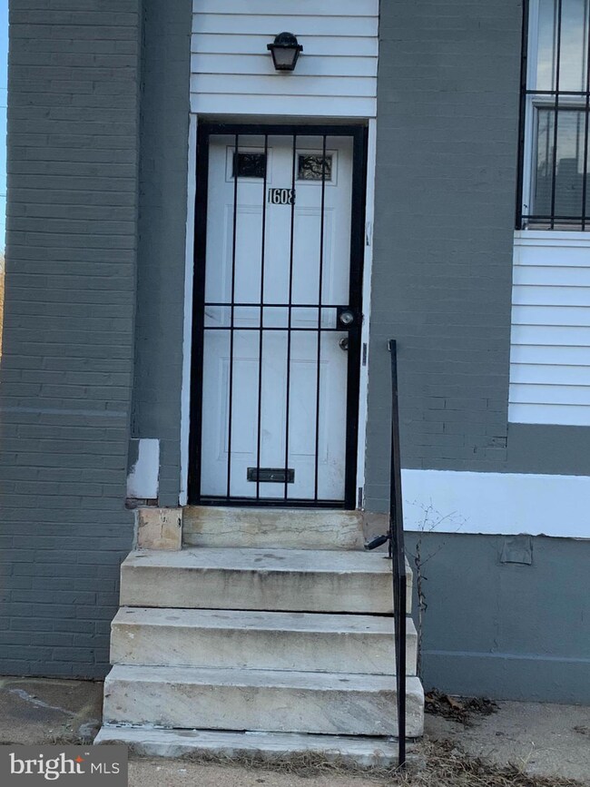 1608 W Lanvale St, Baltimore, MD 21217 - photo 2