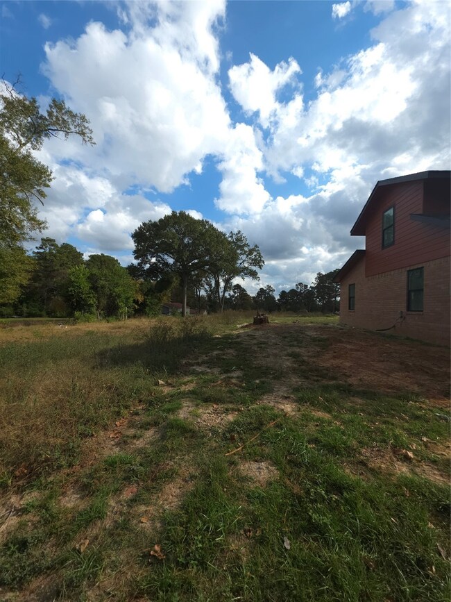 2303 S Fredonia St, Nacogdoches, TX 75964 - photo 5