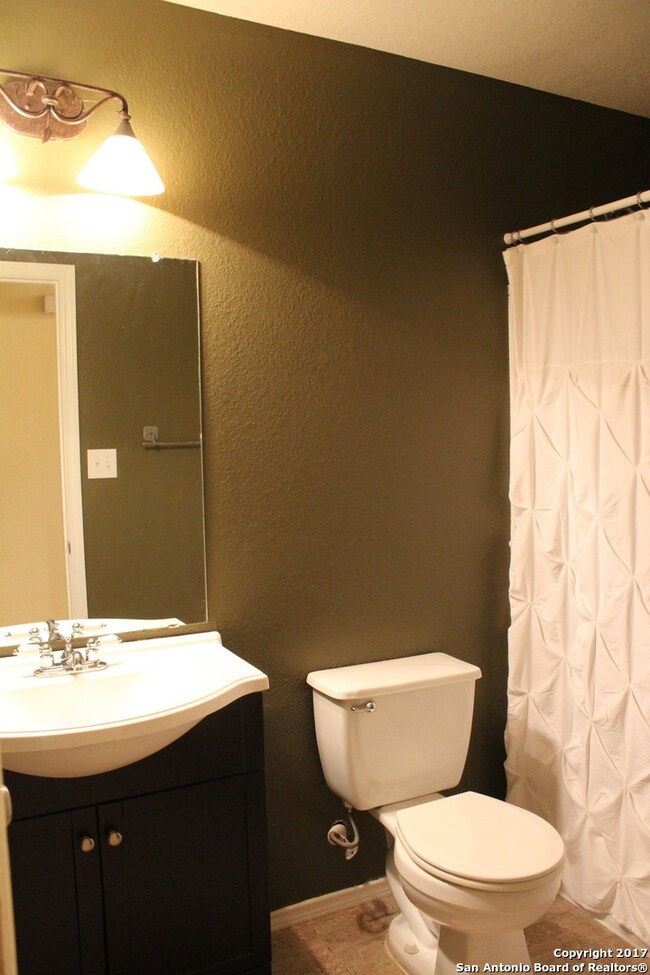 10734 Shaenmeadow, San Antonio, TX 78254 - photo 6
