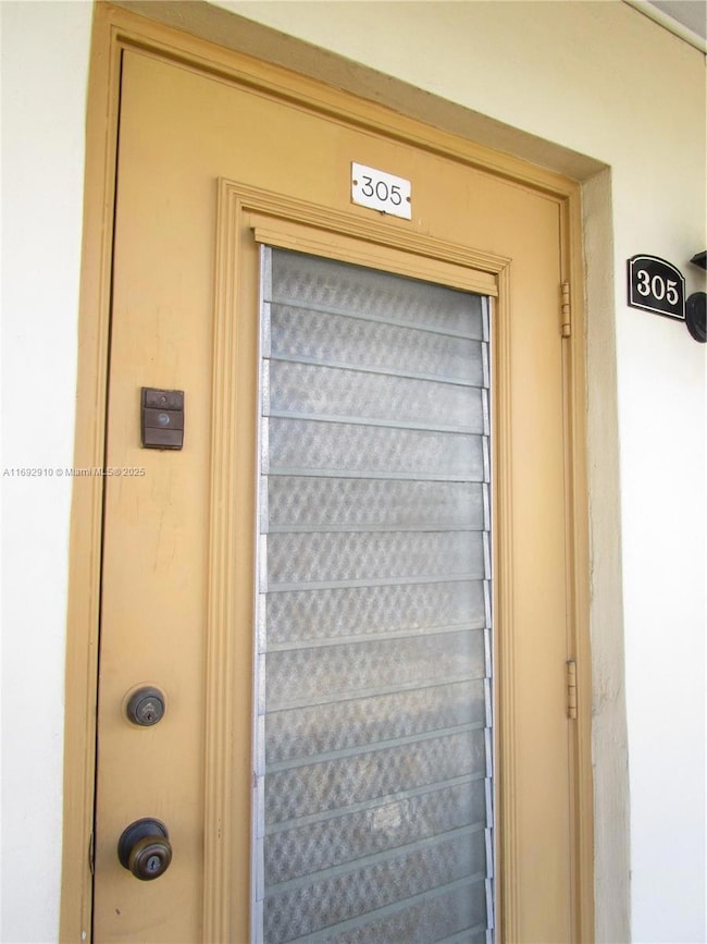 5111 W Oakland Park Blvd unit 305, Lauderdale Lakes, FL 33313 - photo 3