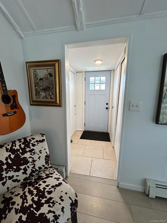 800 S 6th St, Lindenhurst, NY 11757 - photo 2