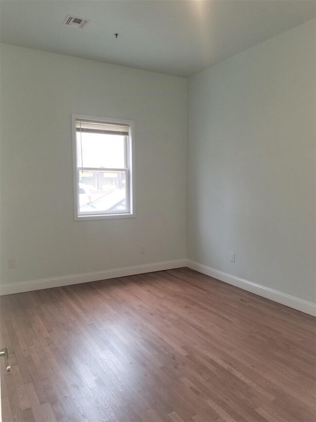 6515 Palisade Ave unit 103, West New York, NJ 07093 - photo 7