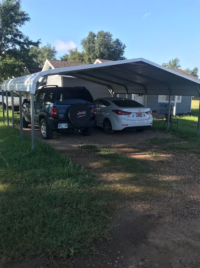 423 E Tenth St, Beaver, OK 73932 - photo 2