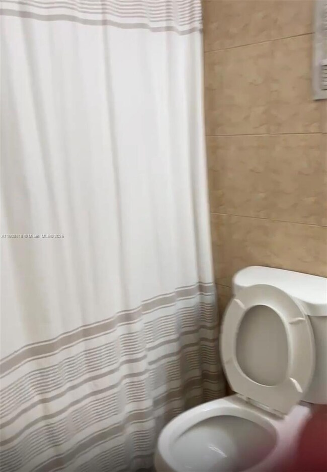 16851 NE 23rd Ave unit A519, North Miami Beach, FL 33160 - photo 7