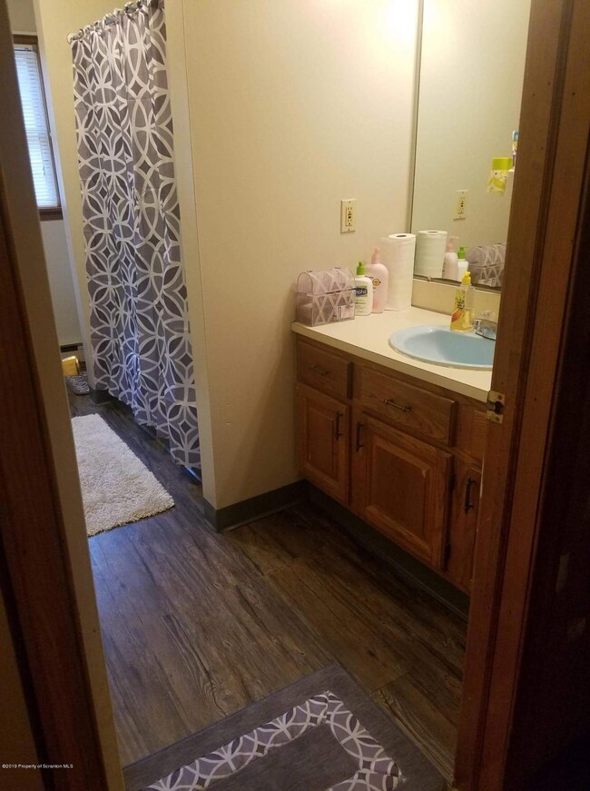 24 Vista Dr, Nanticoke, PA 18634 - photo 4