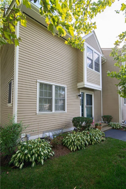735 Willett Ave unit 808, Riverside, RI 02915 - photo 3