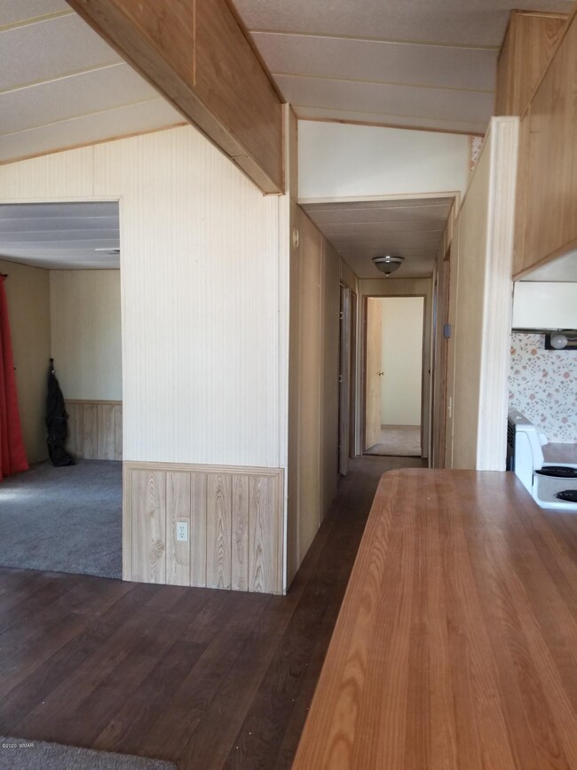 650 den and kitchen