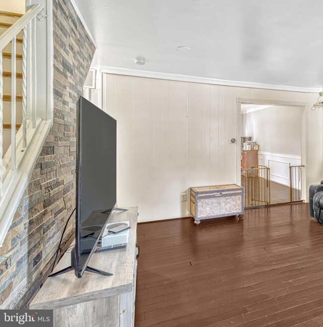 2911 Williamsburg Ct, Woodbridge, VA 22191 - photo 4