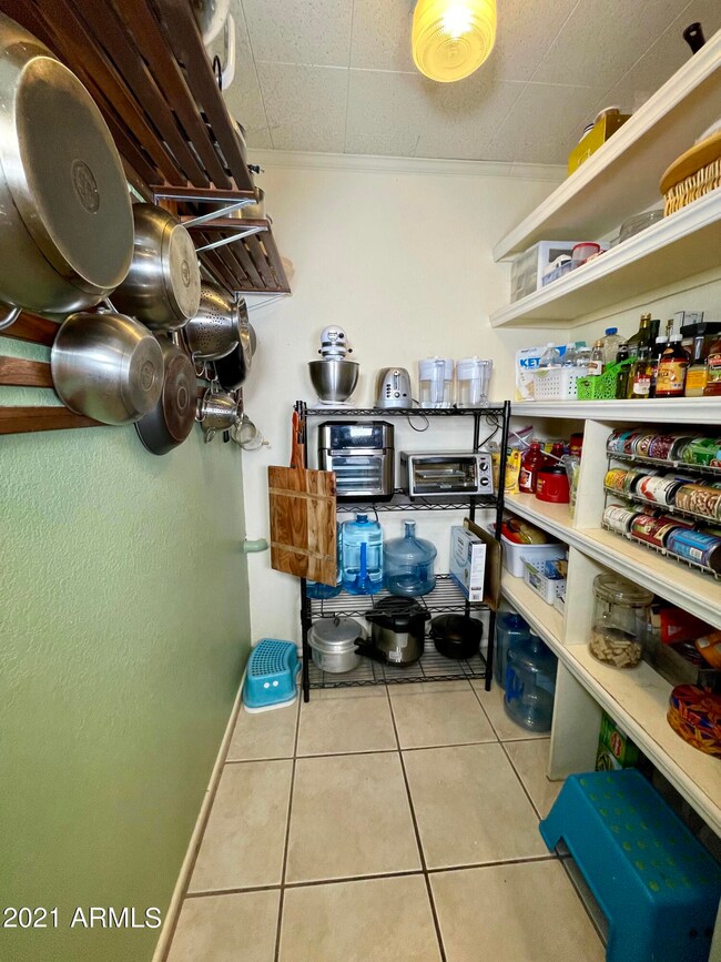 Spacious Pantry