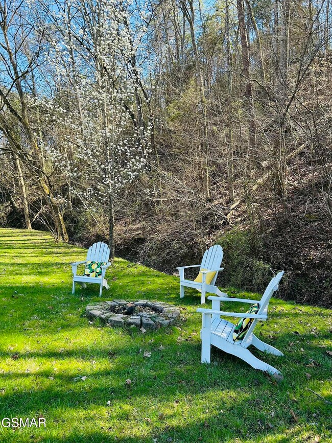 214 Cody Dr, Sevierville, TN 37862 - photo 5