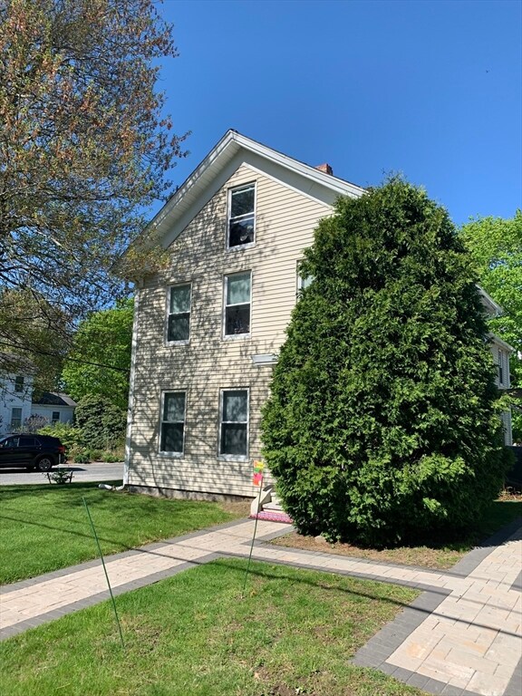 59 Winthrop St unit 1, Holliston, MA 01746 - photo 2