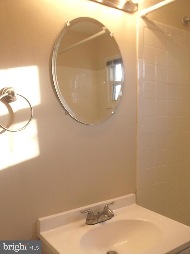 209 Cabbel Dr, Manassas Park, VA 20111 - photo 6