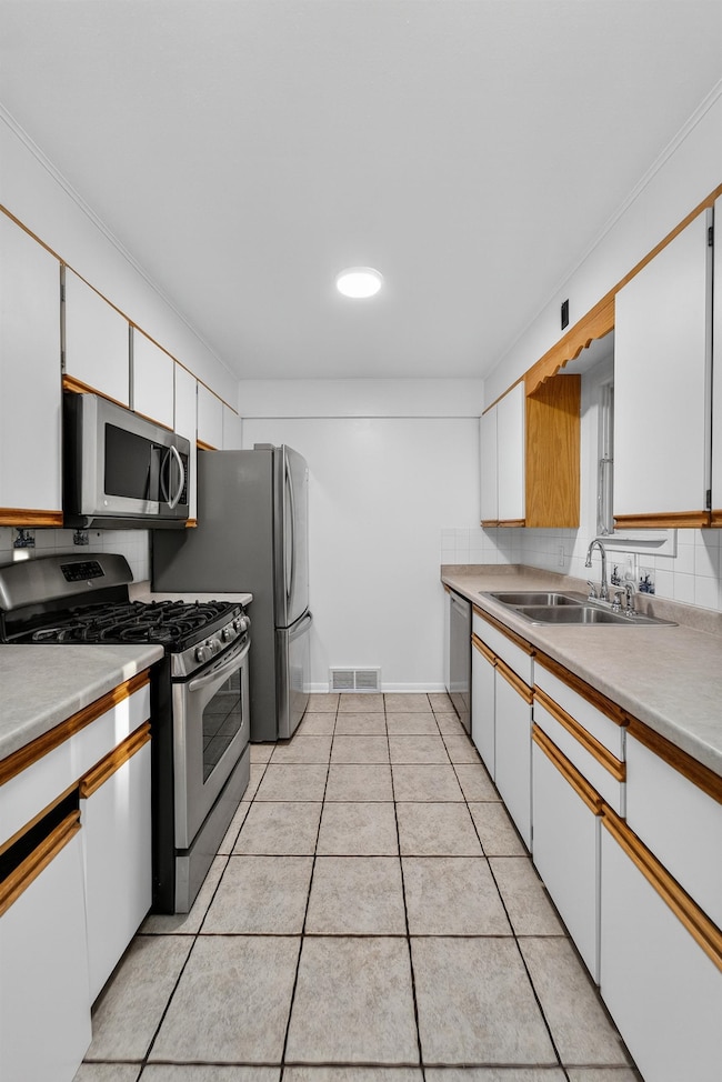 6829 Cooper Ave, Middleton, WI 53562 - photo 6