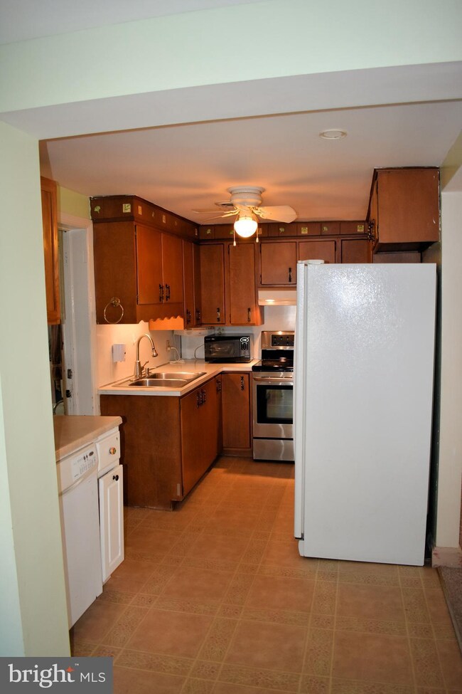 1197 Ridge Rd, Fayetteville, PA 17222 - photo 6