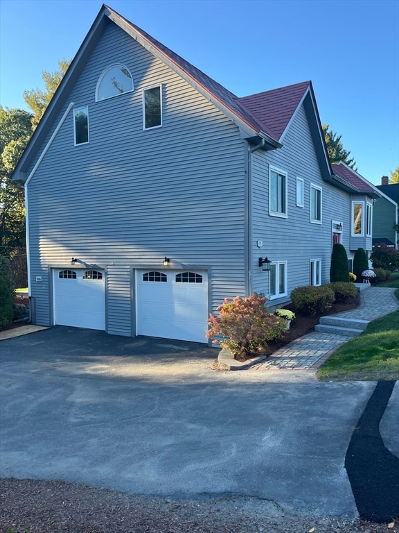 79 Lucas Dr, Stoughton, MA 02072 - photo 4