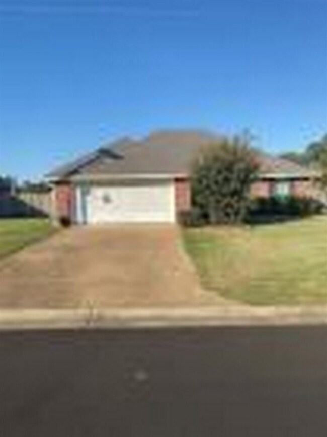 7220 Tumbleweed Dr, Byram, MS 39272 - photo 2