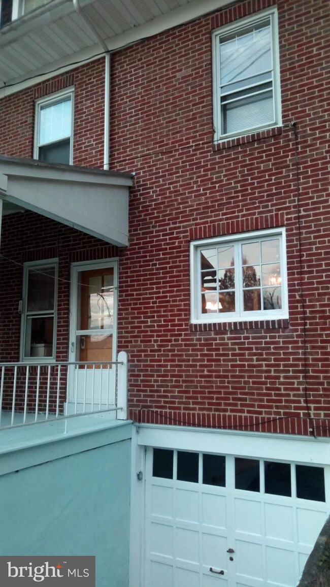 4 Alsace Ct, Reading, PA 19606 - photo 2