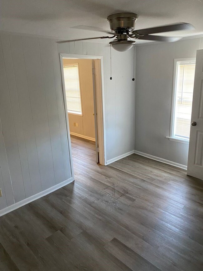 1301 Whitson St, Bay City, TX 77414 - photo 6