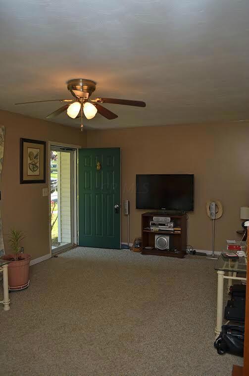 269 Harbor View Dr, Thornville, OH 43076 - photo 3