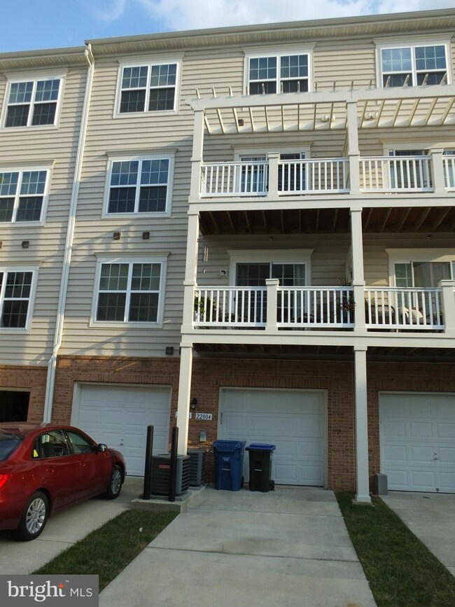 22804 Ferncrest Terrace, Broadlands, VA 20148 - photo 2