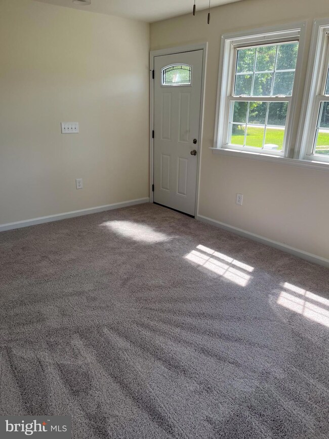 5037 Kings Hwy, Colonial Beach, VA 22443 - photo 6