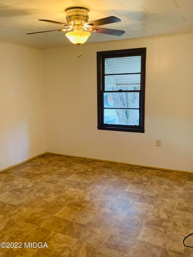 902 Ell Ct, Macon, GA 31206 - photo 5