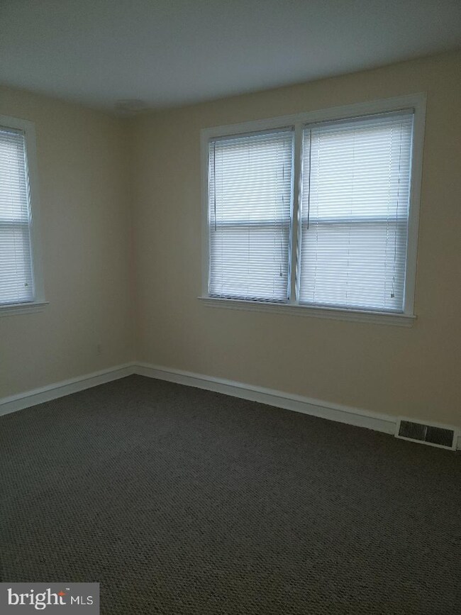 1500 E Justis St, Wilmington, DE 19804 - photo 6