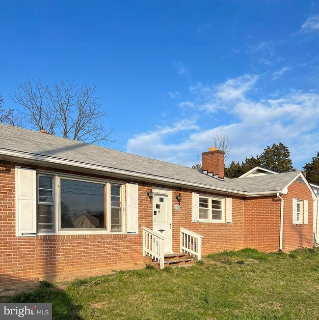 2912 Papermill Rd, Winchester, VA 22601 - photo 2