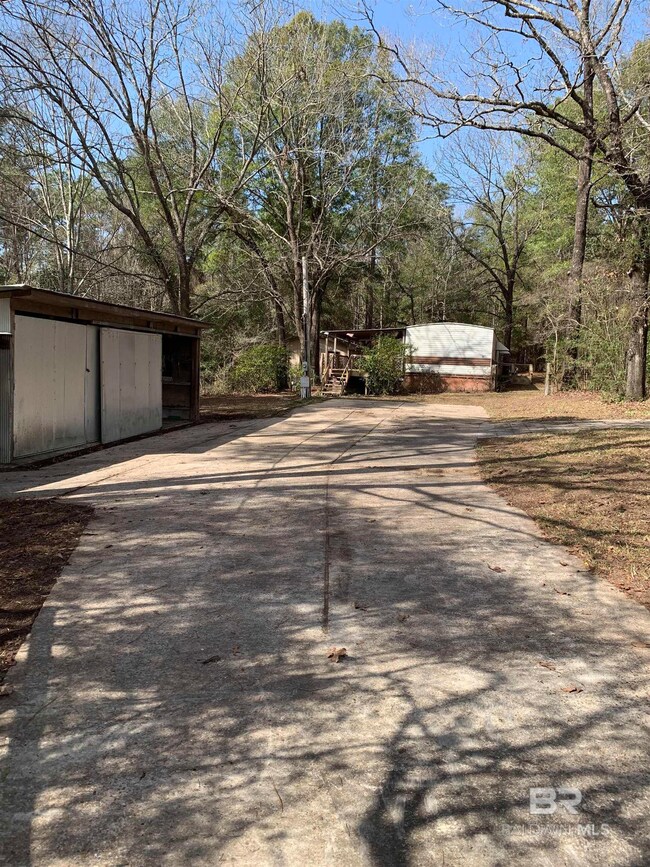 15575 Rogers Ave, Chunchula, AL 36521 - photo 4