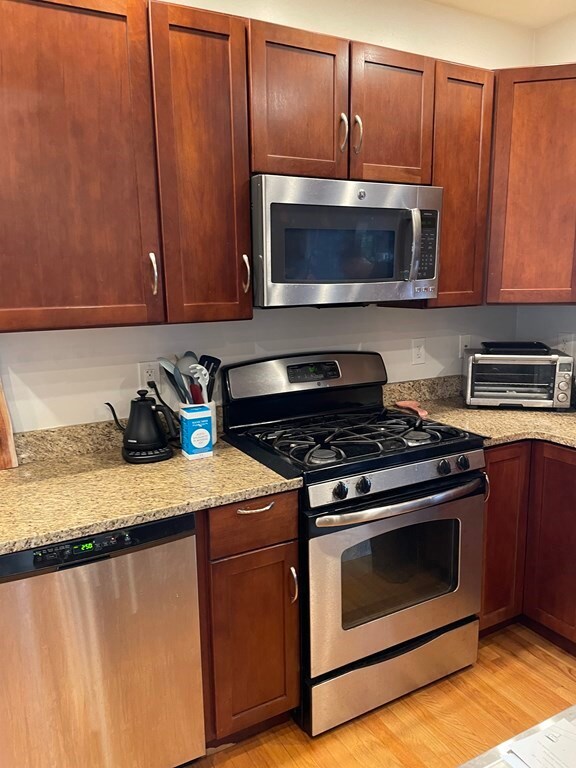 67 Bonair St unit 1, Somerville, MA 02145 - photo 5