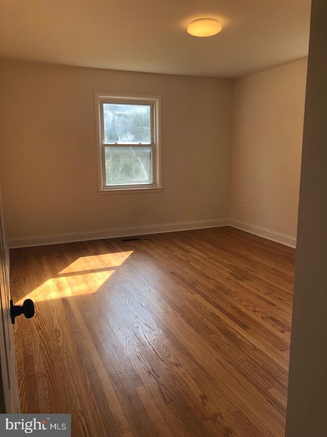 339 E Main St, Westminster, MD 21157 - photo 7