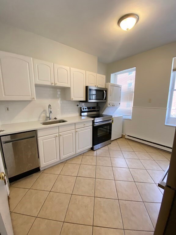5 Battery St unit 2, Boston, MA 02109 - photo 2