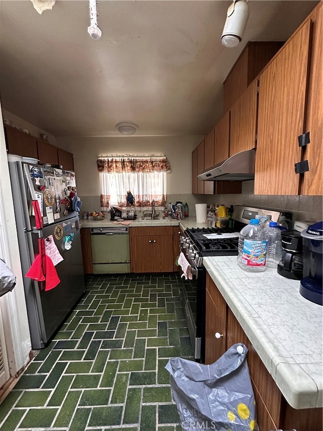 890 Tradewind Ln, Rodeo, CA 94572 - photo 6