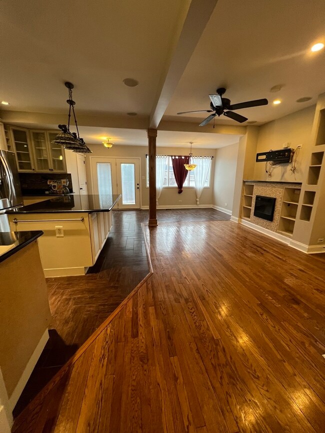 5341 W Fletcher St, Chicago, IL 60641 - photo 4